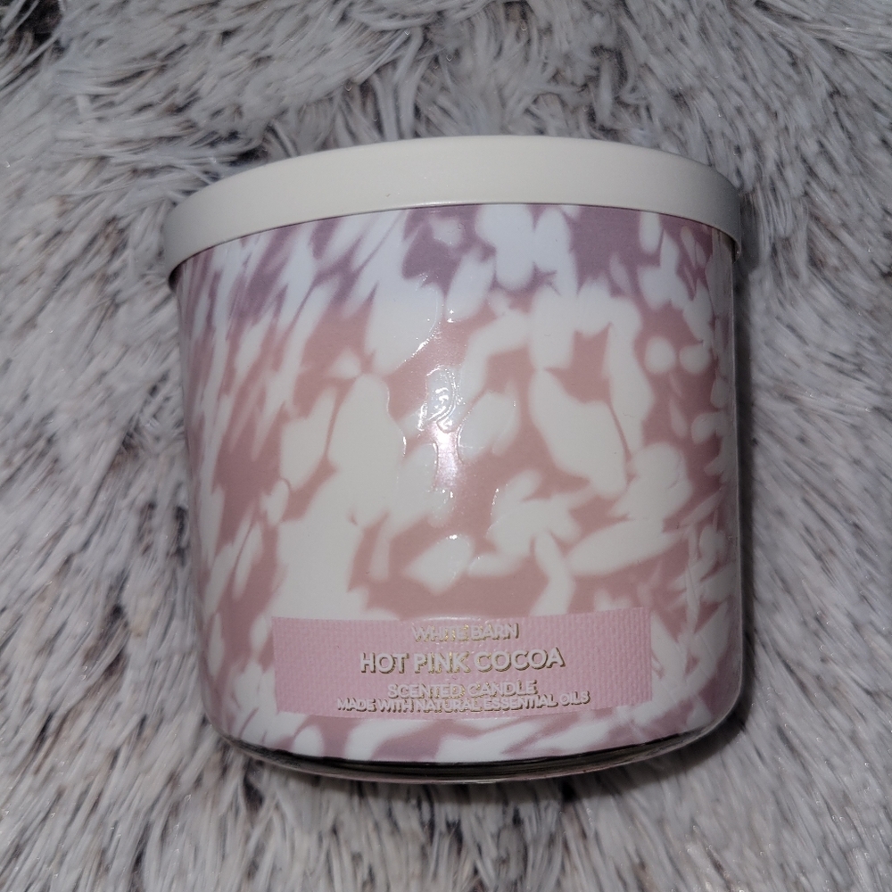 Bath & Body Works Hot Pink Cocoa Candle